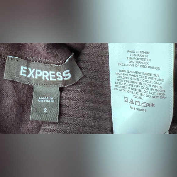 Sweater - Picture 4 of 4